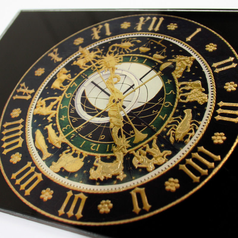 Uhr mit Echtgold-Digitaldruck