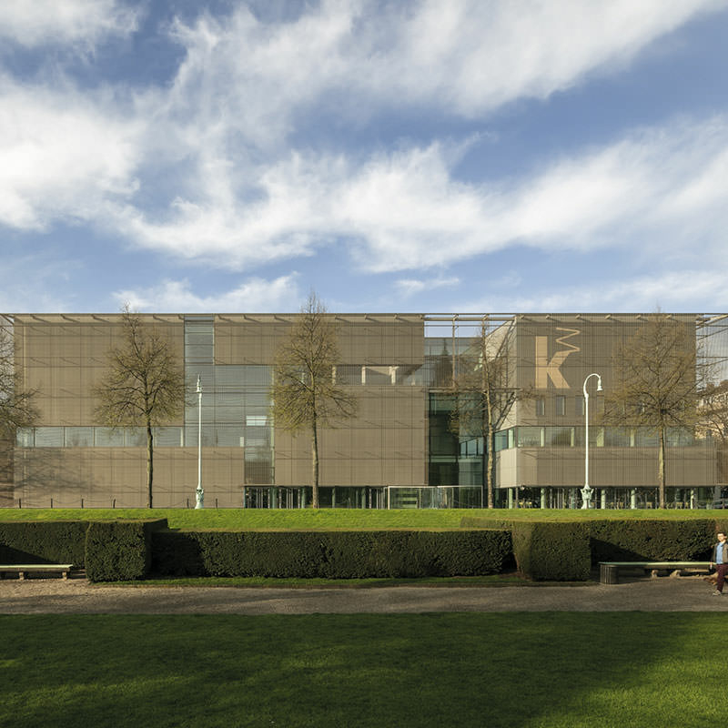 Neue Kunsthalle Mannheim, Ansicht von vorne: Dreifachverglasung im Atriumdach und in der Fassade